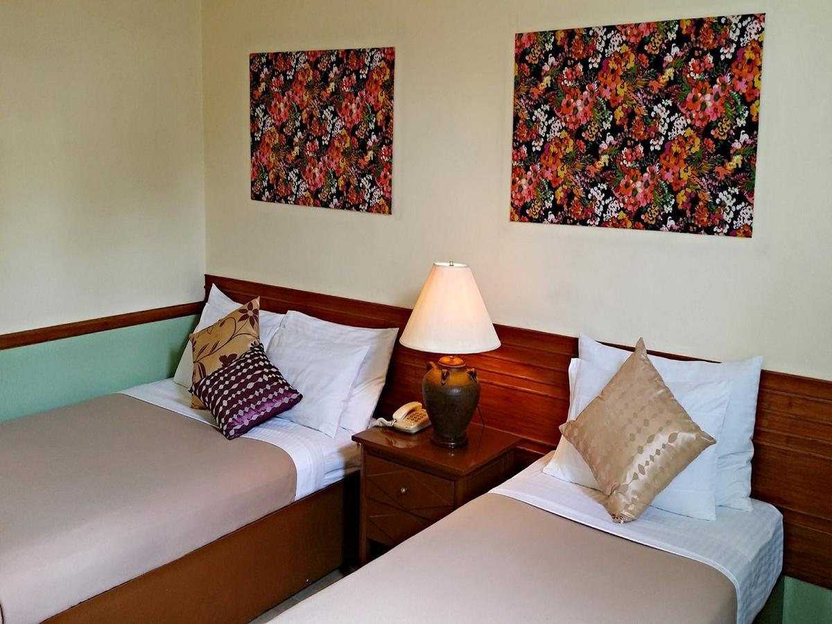 Cabanatuan City La Parilla Hotel מראה חיצוני תמונה